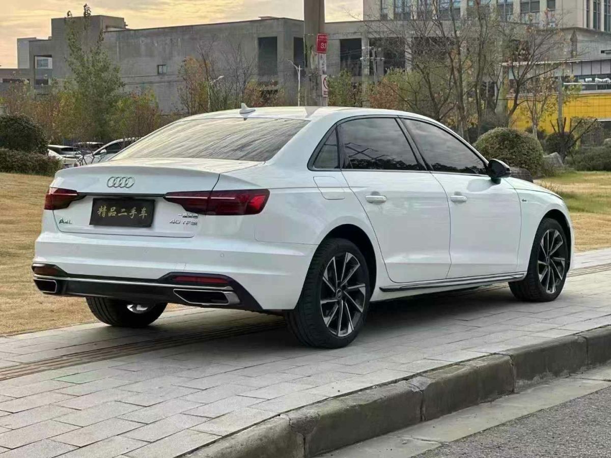 奧迪 奧迪A4L  2023款 35 TFSI 時(shí)尚動(dòng)感型圖片