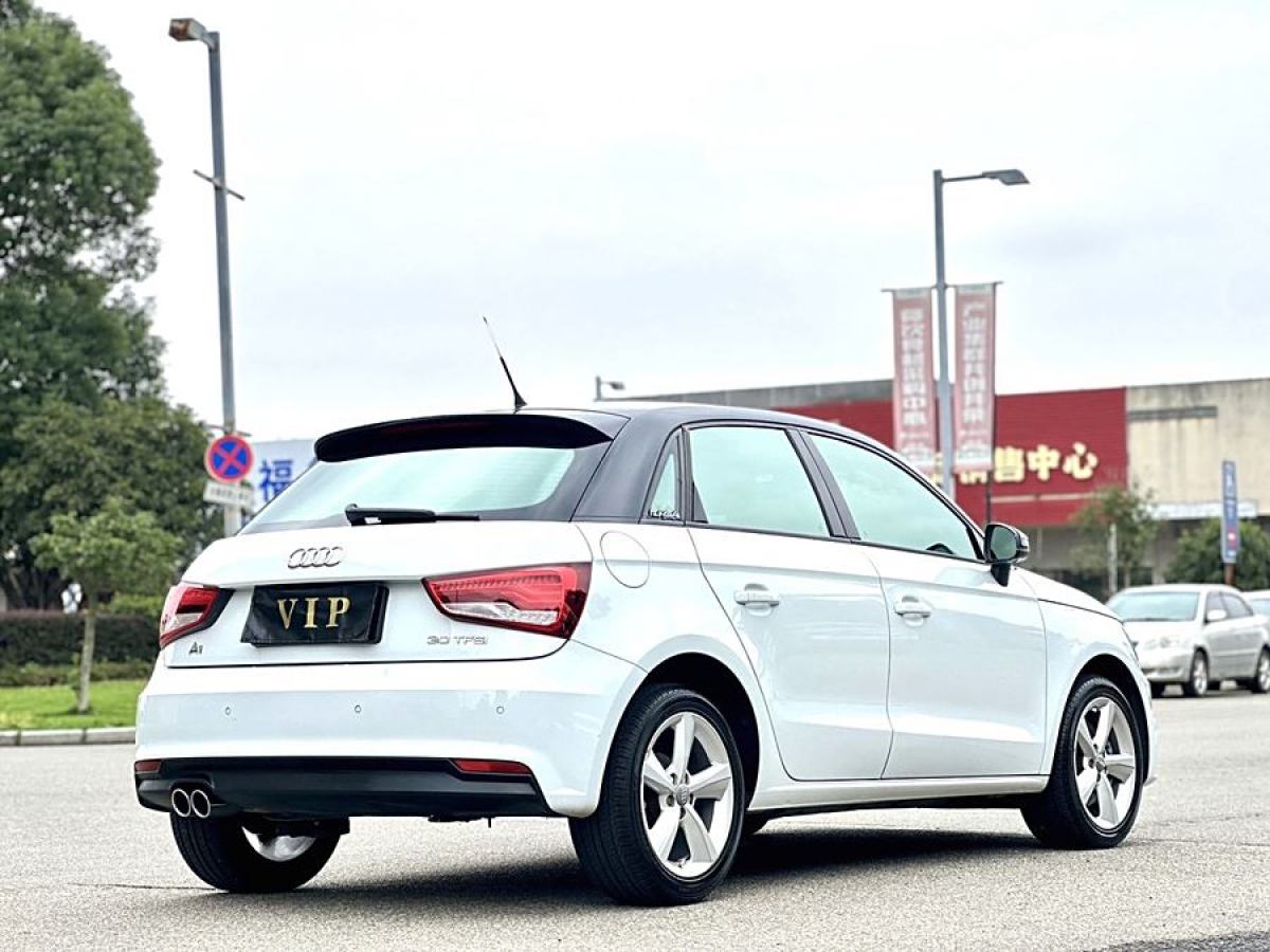 奧迪 奧迪A1  2016款 30 TFSI Sportback S Line運動版圖片