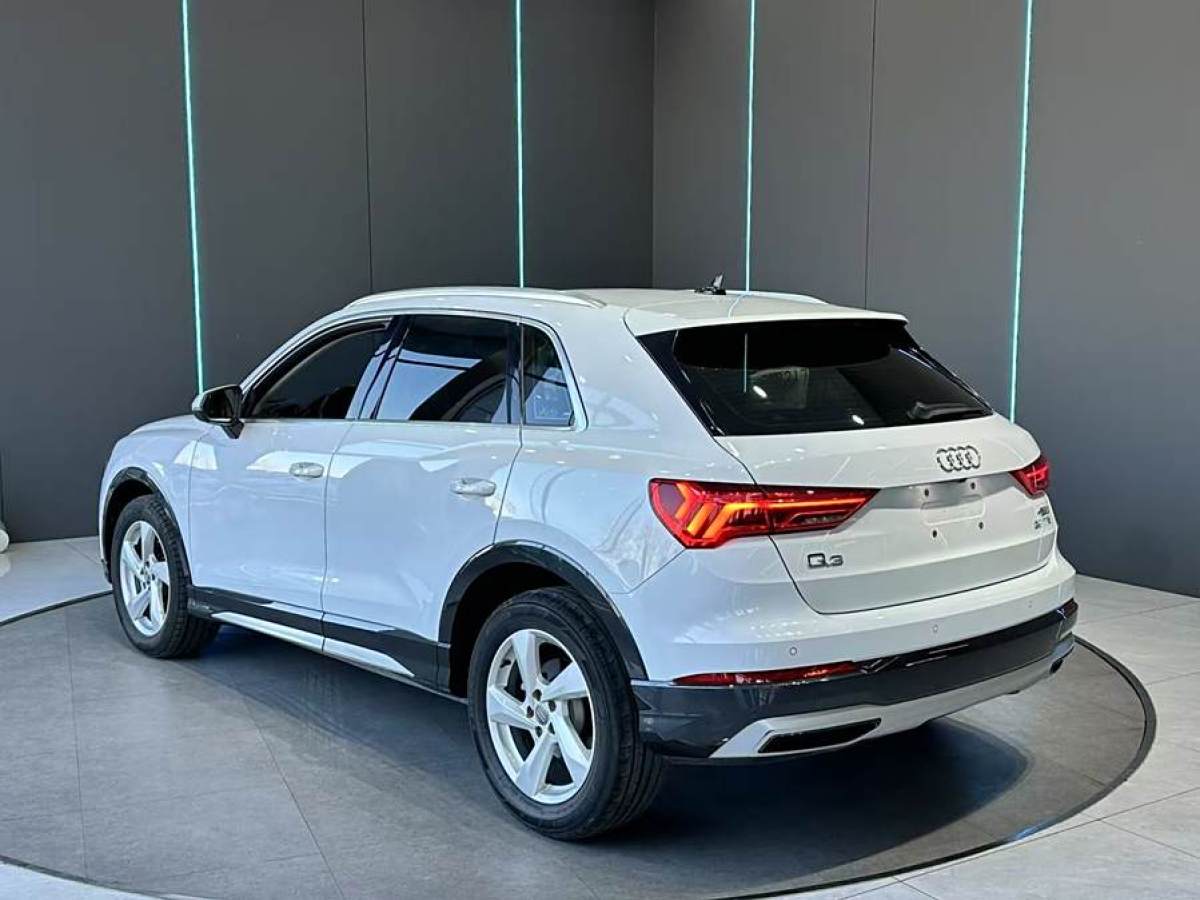 奧迪 奧迪Q3  2020款 35 TFSI 進(jìn)取致雅型圖片