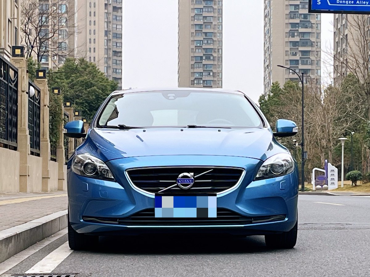 沃爾沃 V40  2015款 1.6T 智逸版圖片