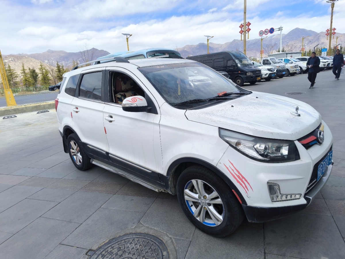 北汽幻速 S3  2015款 1.5L 豪華型 國(guó)V圖片