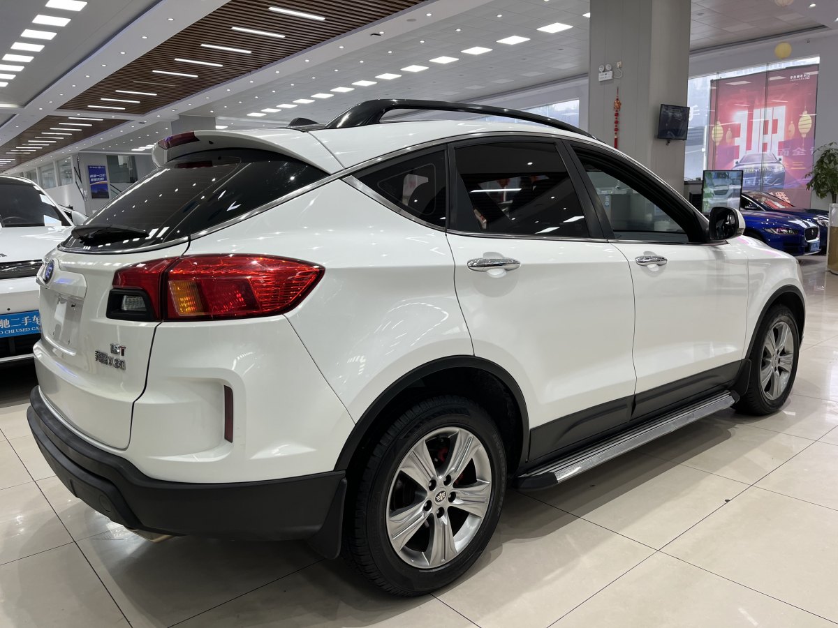 奔騰 X80  2015款 1.8T 自動豪華型圖片