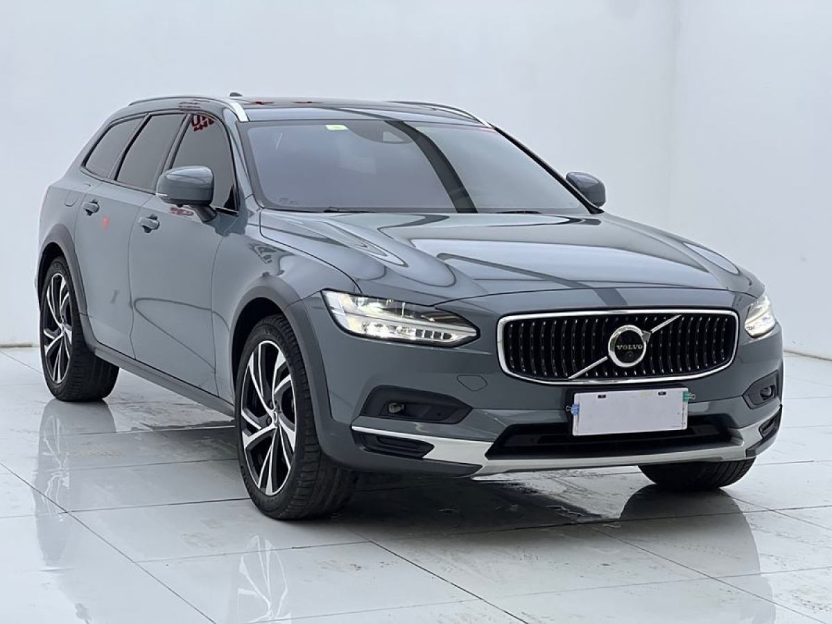 2021年3月沃爾沃 V90  2025款 Cross Country B5 AWD 智遠(yuǎn)版