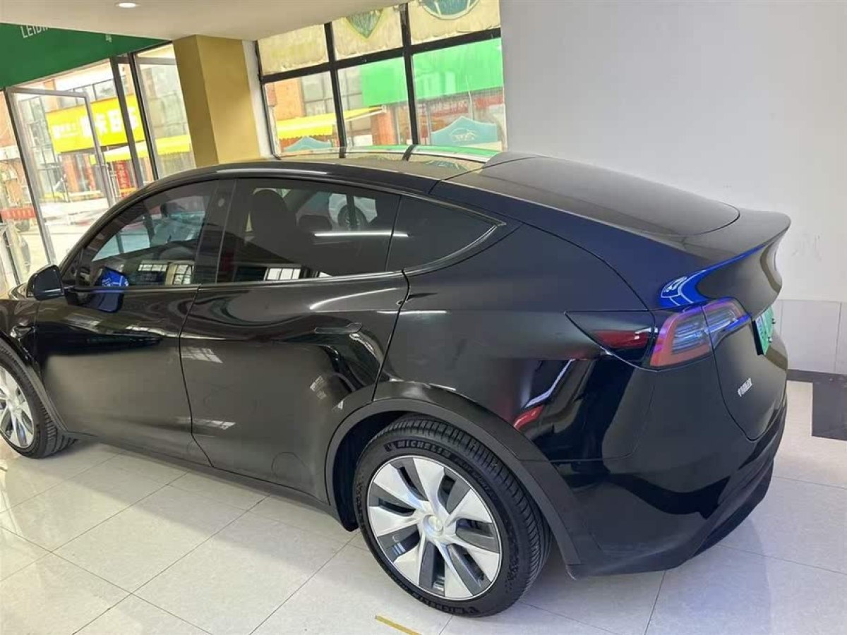 特斯拉 Model Y  2022款 改款 后輪驅(qū)動版圖片