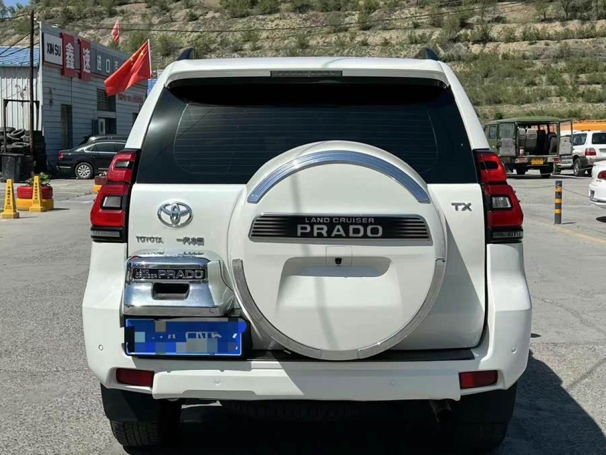 豐田 普拉多  2018款 3.5L 自動(dòng)TX-L后掛備胎圖片