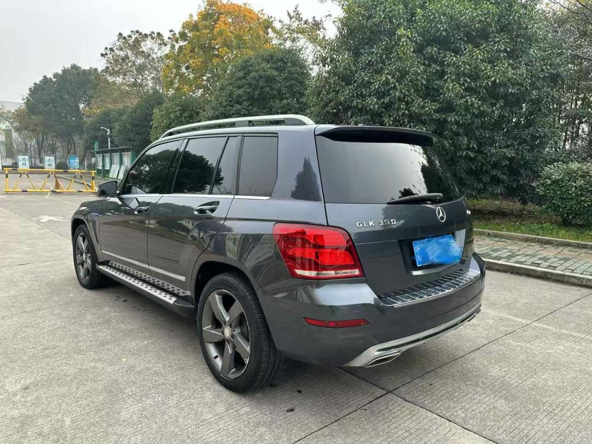 奔馳 奔馳GLK級(jí)  2014款 GLK 260 4MATIC 動(dòng)感型圖片