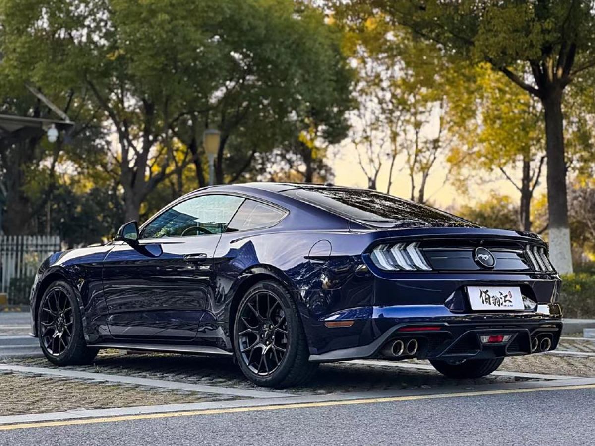 2019年10月福特 Mustang  2019款 2.3L EcoBoost