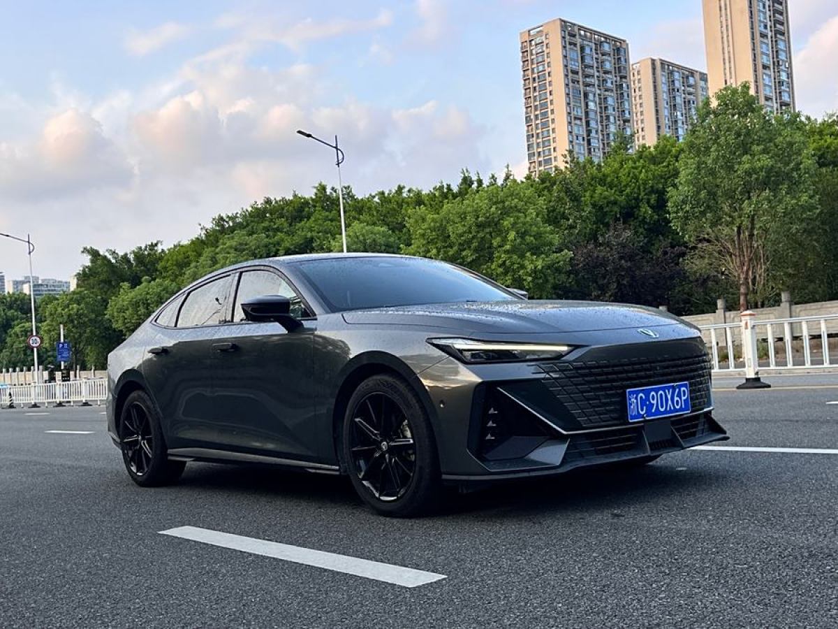 長安 長安UNI-V  2022款 1.5T 智慧領航型圖片