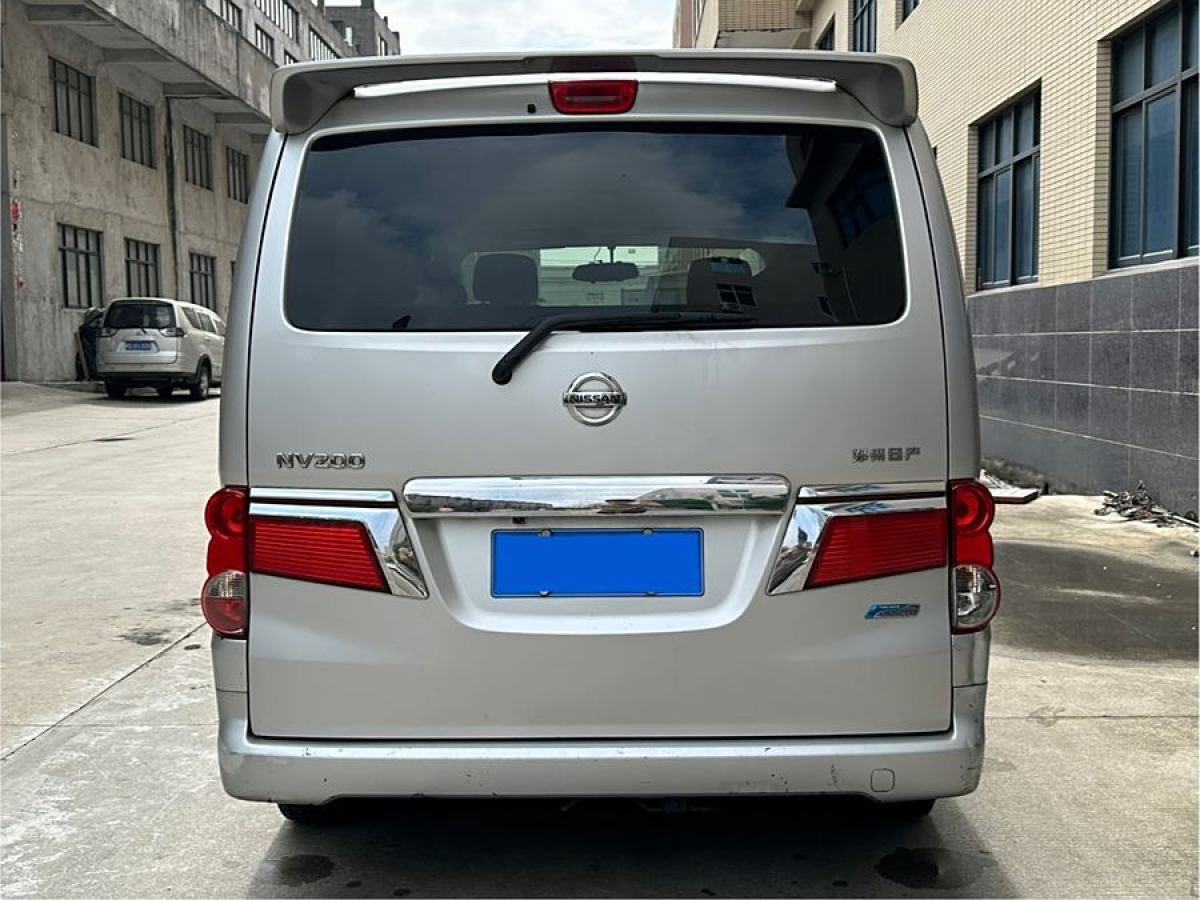 日產(chǎn) NV200  2016款 改款 1.6L CVT豪華型圖片