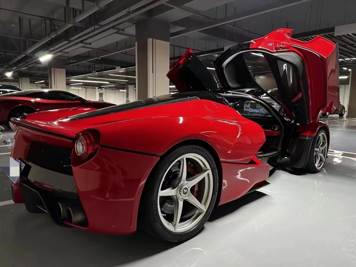 2015年6月法拉利 LaFerrari  2014款 6.3L 標(biāo)準(zhǔn)版