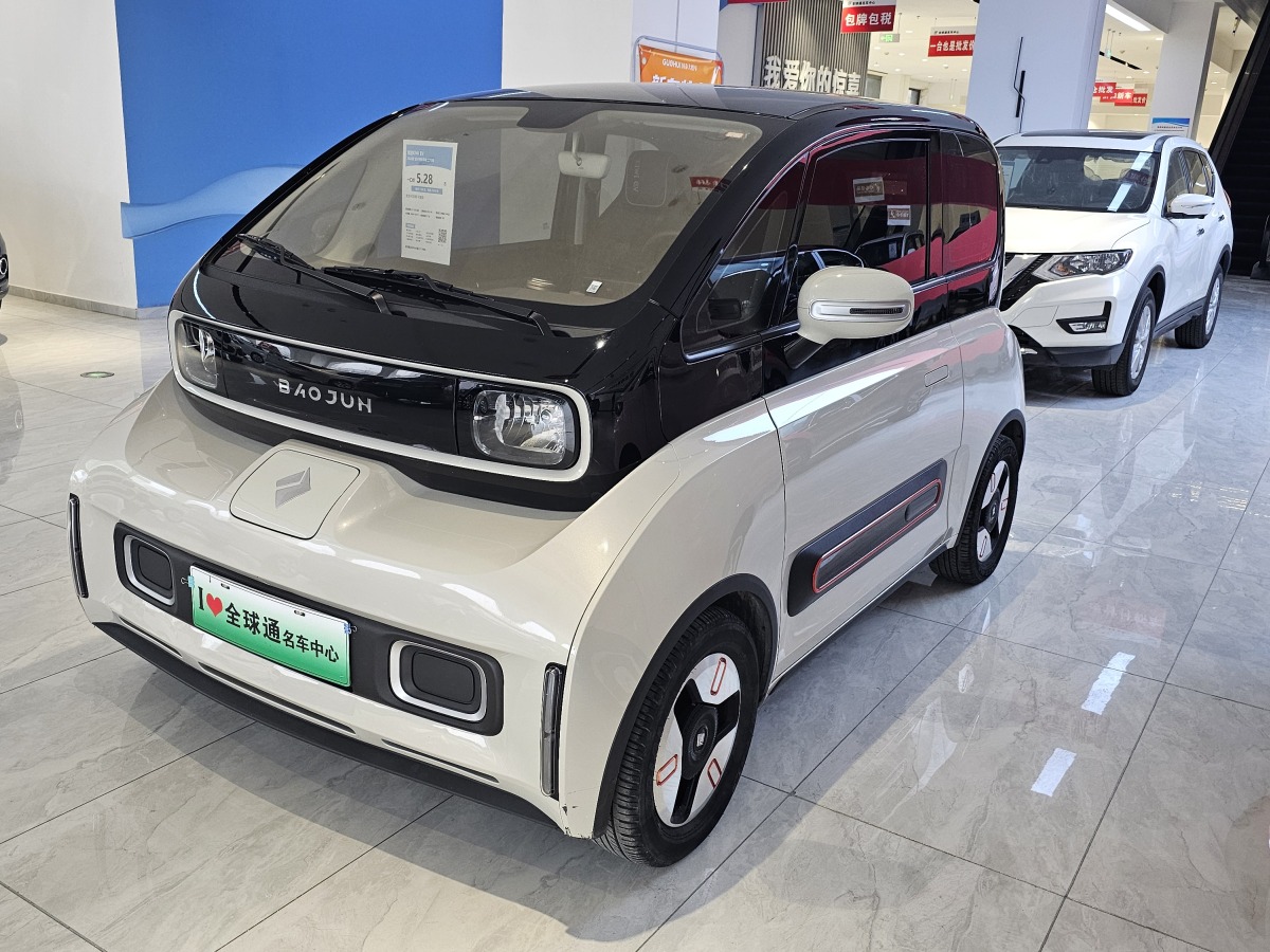 宝骏 宝骏KiWi EV  2022款 设计师轻享版 三元锂图片