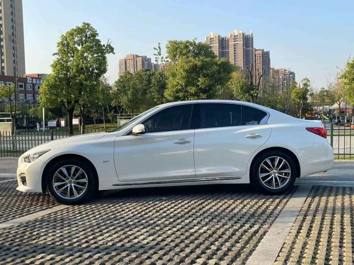 2015年1月英菲尼迪 Q50L  2015款 Q50L 2.0T 悅享版