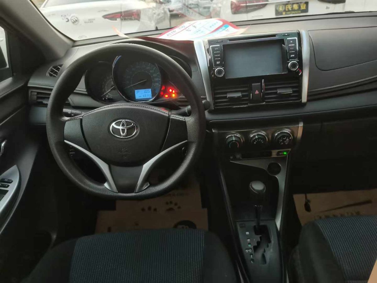 豐田 YARiS L 致炫  2015款 1.5G 自動炫動天窗特別版圖片