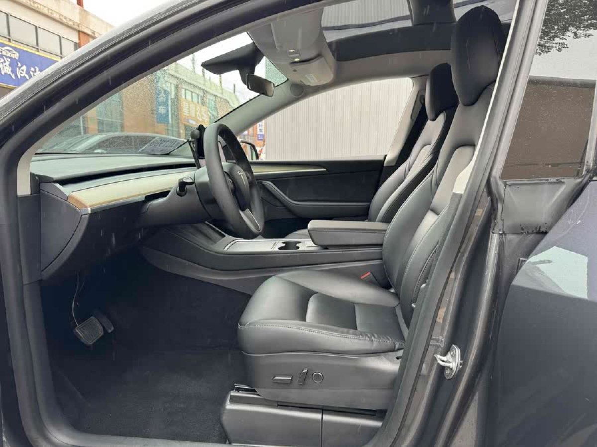特斯拉 Model Y  2021款 長(zhǎng)續(xù)航全輪驅(qū)動(dòng)版 3D7圖片
