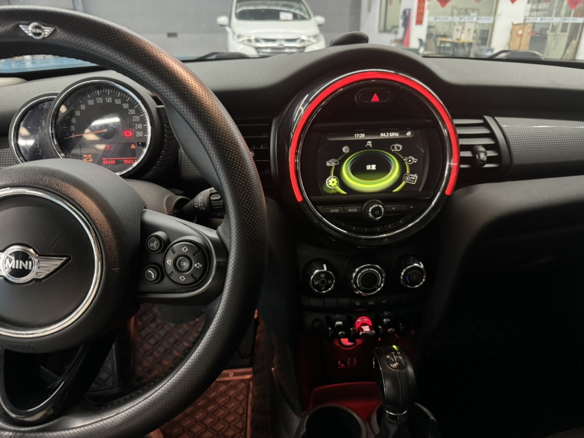 MINI MINI  2016款 1.5T COOPER 五門版圖片