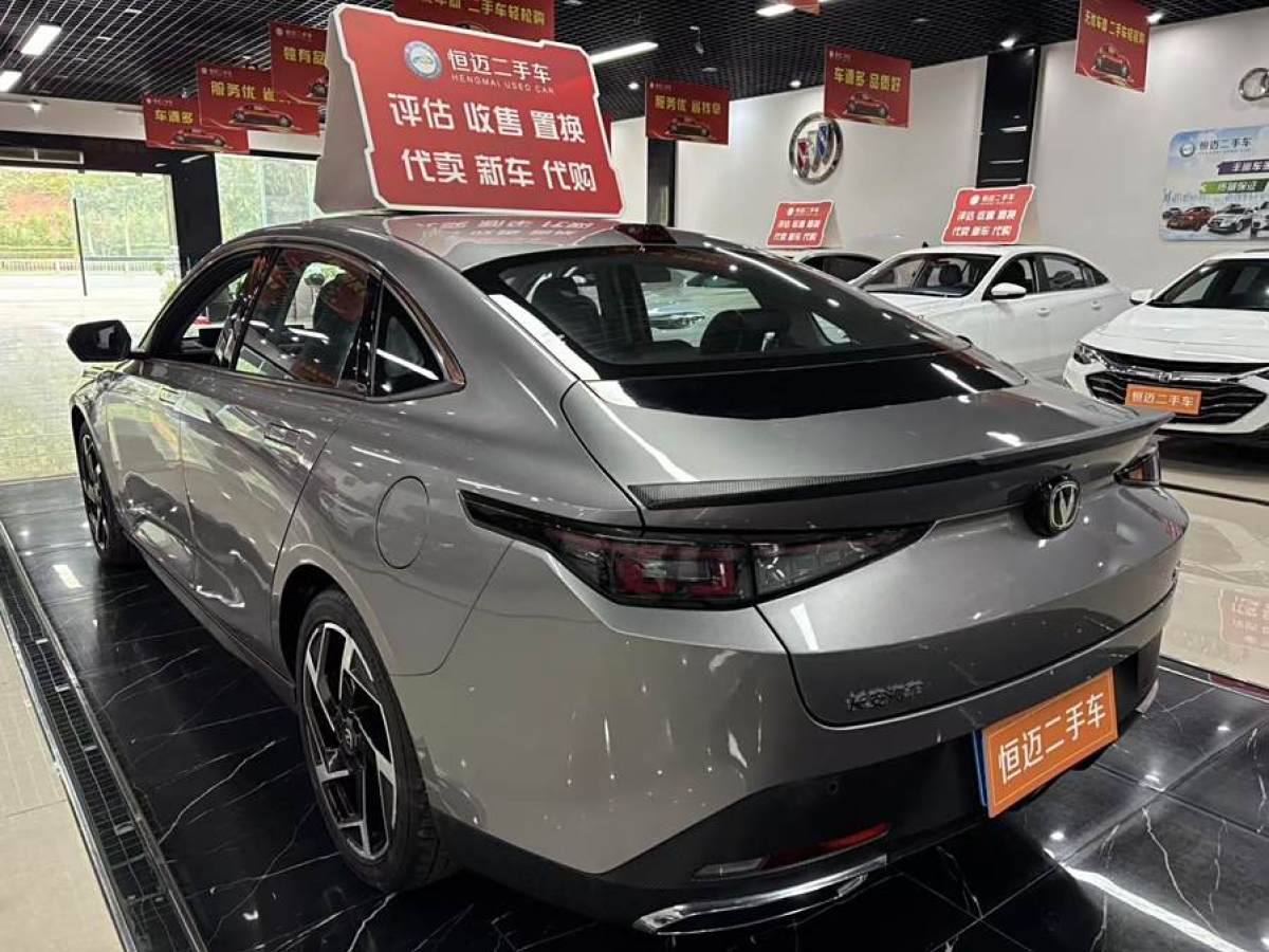 長(zhǎng)安 逸達(dá)  2023款 藍(lán)鯨NE 1.5T GDI DCT旗艦型圖片