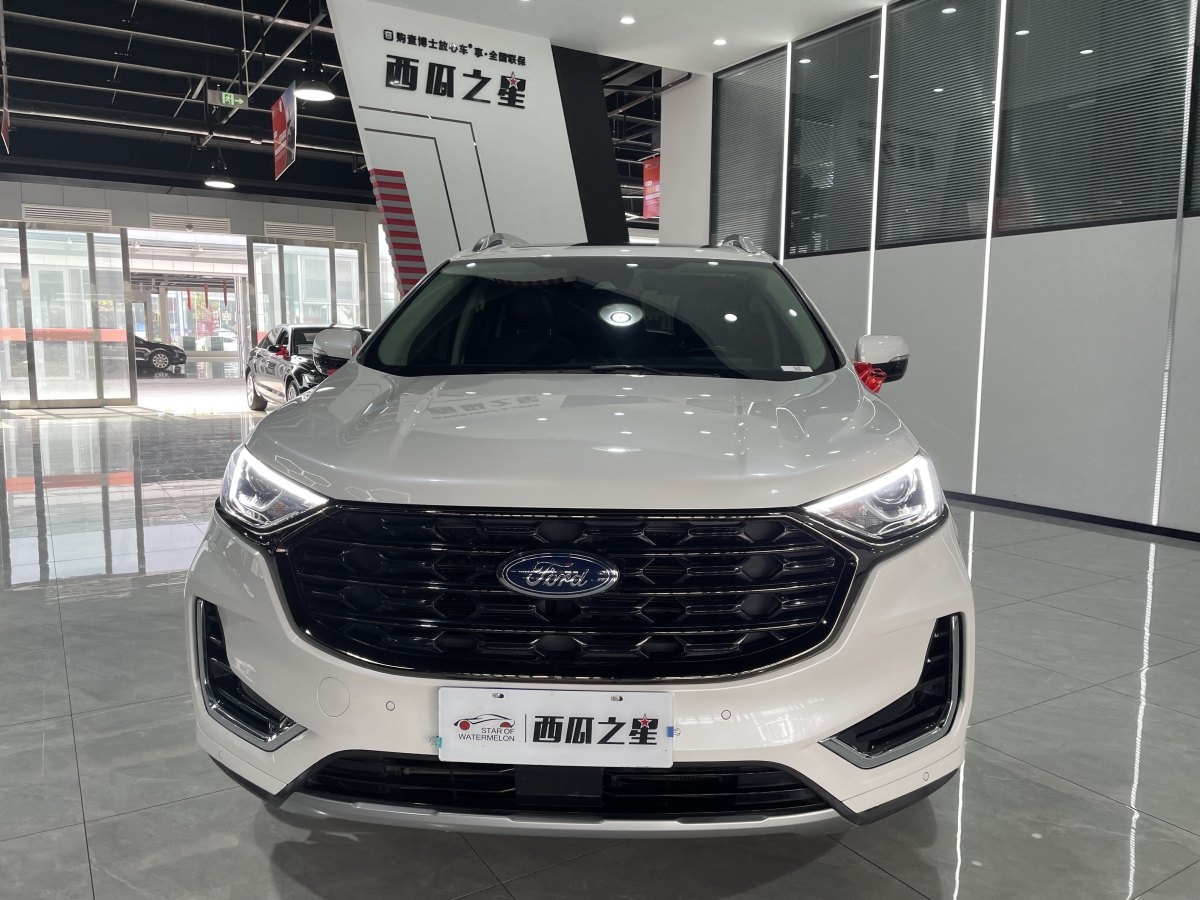 2021年4月福特 銳界  2021款 改款 PLUS EcoBoost 245 兩驅(qū)豪銳型 7座