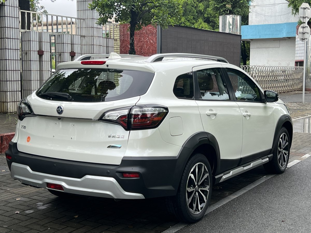 启辰 T70  2018款 2.0L CVT睿享版图片