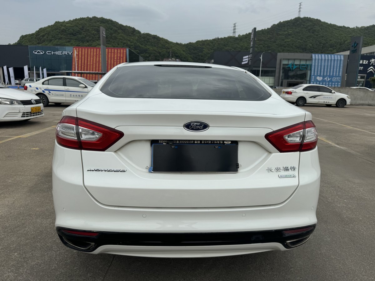 福特 蒙迪歐  2013款 2.0L GTDi200時(shí)尚型圖片