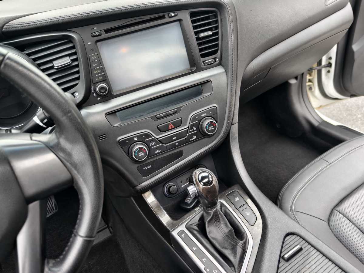 起亞 K5  2014款 2.0L 自動(dòng)LUXURY圖片