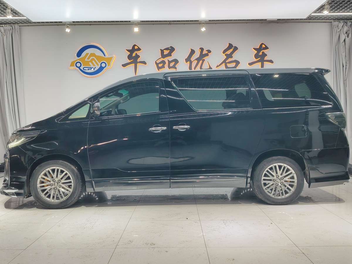 豐田 埃爾法  2011款 3.5L 豪華版圖片