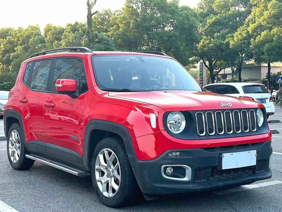 Jeep 自由俠  2019款 220T 自動四驅(qū)精英版圖片