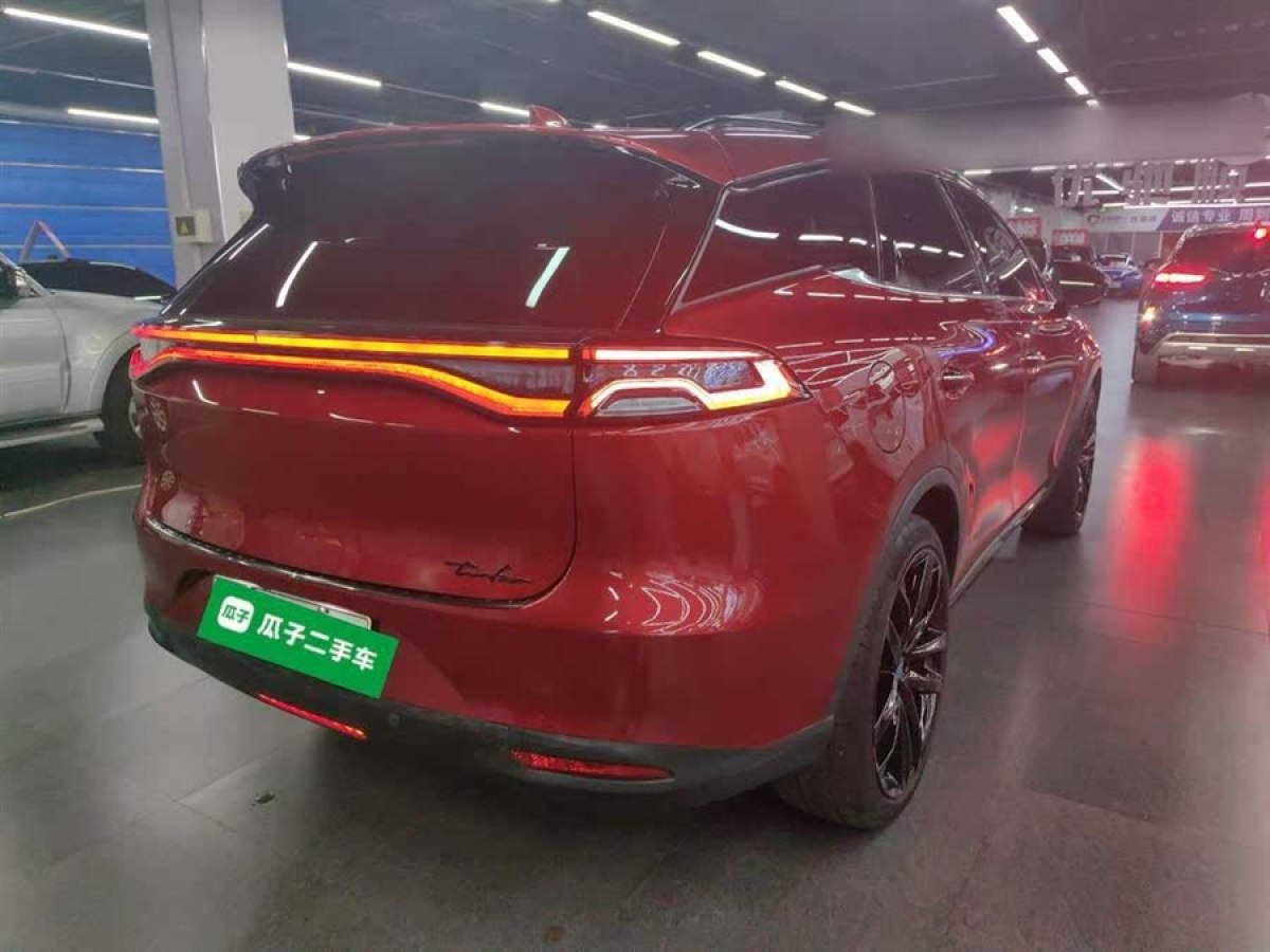 比亞迪 唐新能源  2018款 DM 2.0T 全時四驅(qū)智聯(lián)創(chuàng)領(lǐng)型 7座圖片