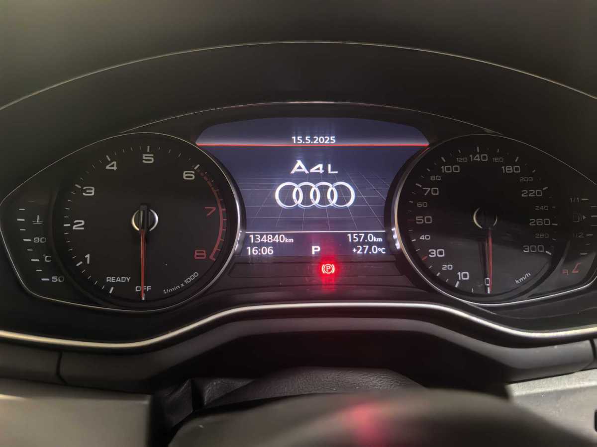 奧迪 奧迪A4L  2018款 30周年年型 40 TFSI 進取型圖片