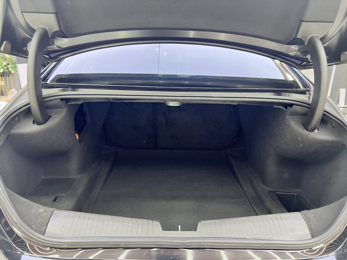 2021年6月凱迪拉克 CT4  2021款 28T 風尚型