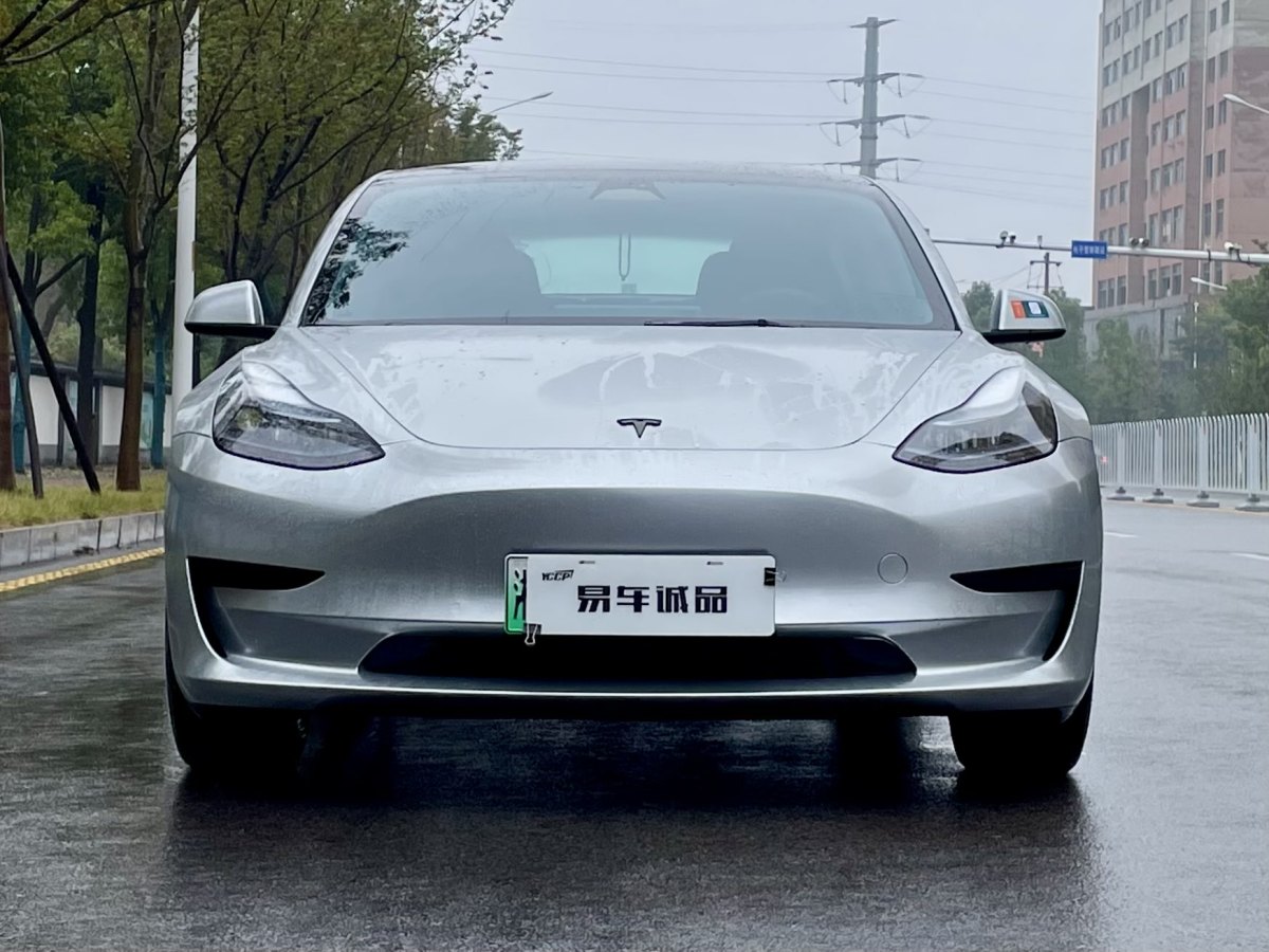 特斯拉 Model 3  2022款 改款 后輪驅(qū)動版圖片