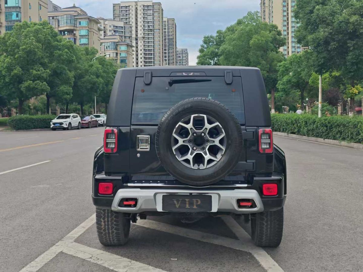 北京 BJ40  2019款 40L 2.3T 自動四驅(qū)越野版圖片