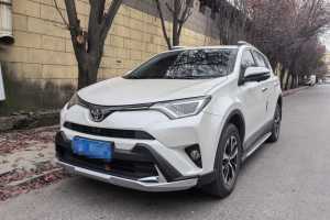 RAV4 豐田 榮放 2.0L CVT兩驅(qū)風(fēng)尚版