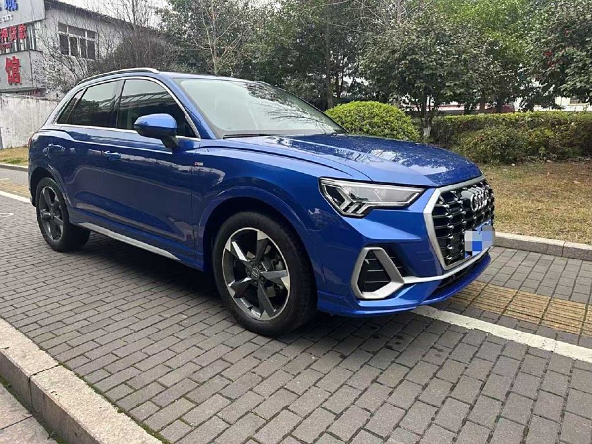 2019年8月奧迪 奧迪Q3  2019款  35 TFSI 時尚動感型