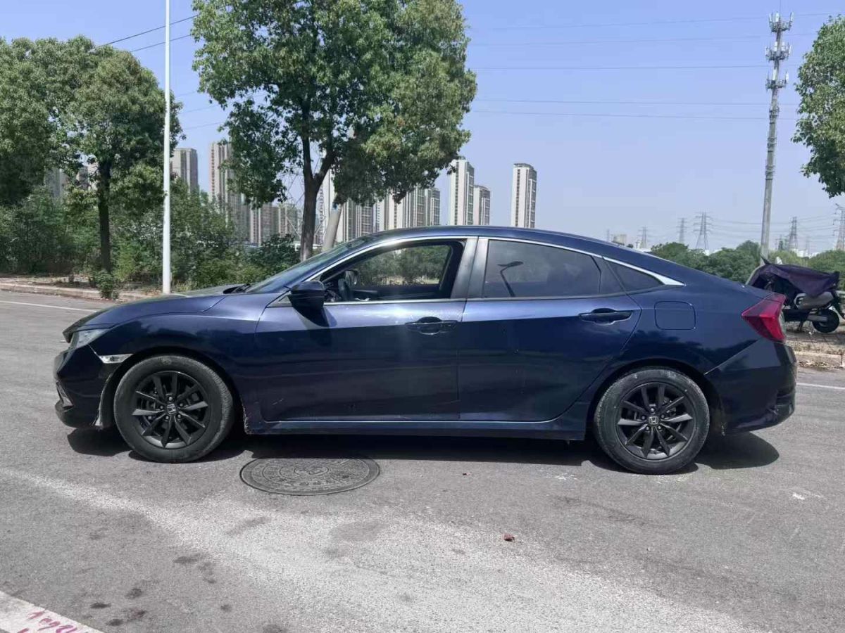 本田 思域  2021款 HATCHBACK 220TURBO CVT新銳控圖片