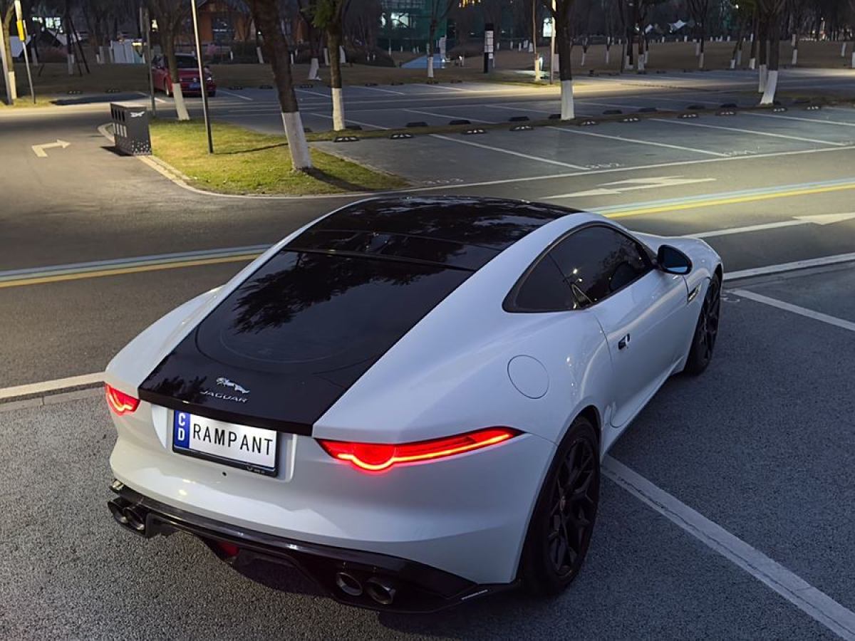 捷豹 F-TYPE  2016款 3.0T 硬頂版圖片