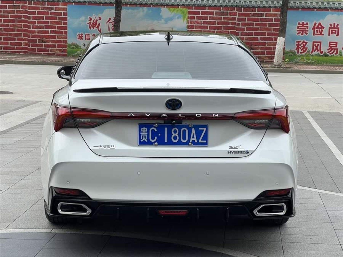 豐田 亞洲龍  2022款 雙擎 2.5L 豪華版圖片
