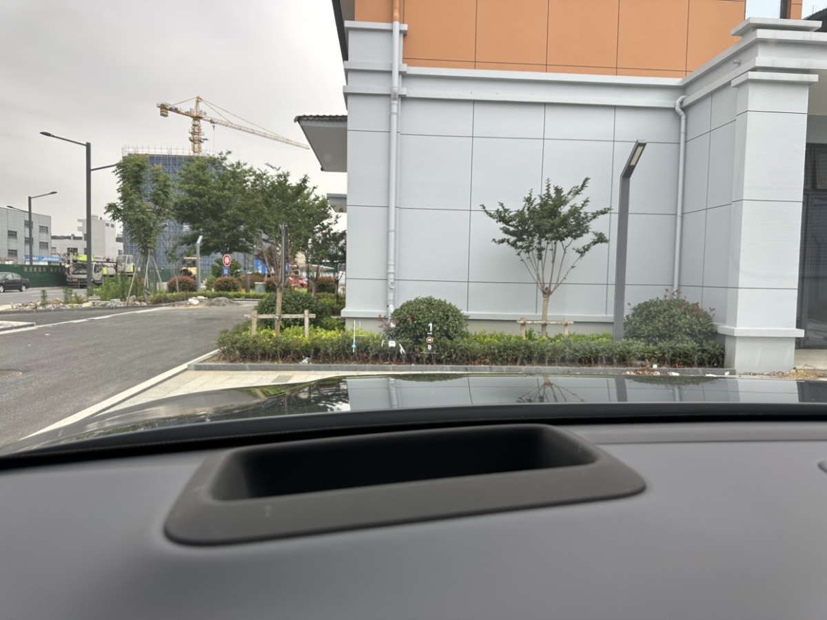 理想 理想L8  2023款 Air圖片