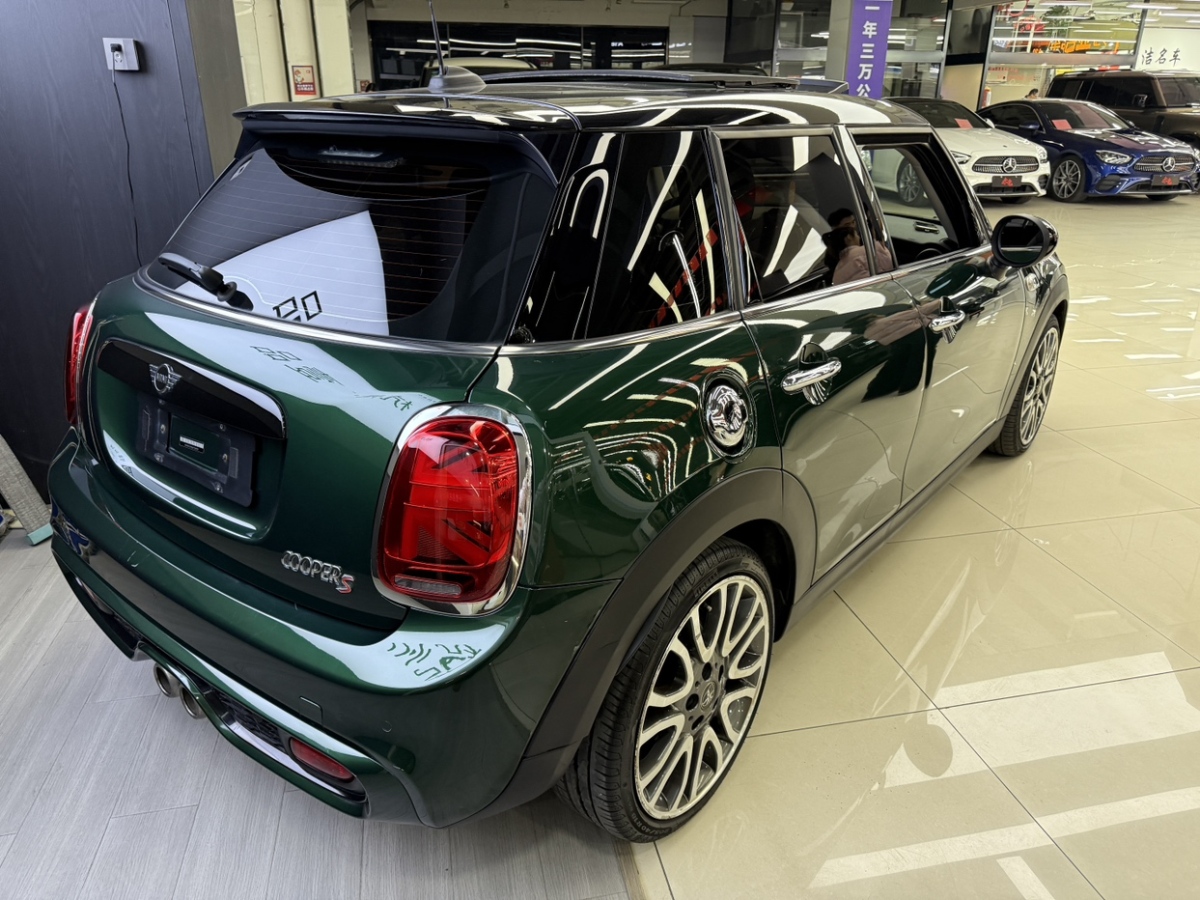 MINI MINI  2018款 2.0T COOPER S 經典派 五門版圖片