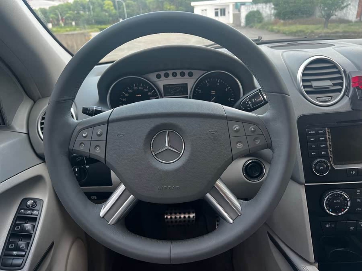 奔馳 奔馳M級(jí)  2008款 ML 350 4MATIC豪華型圖片