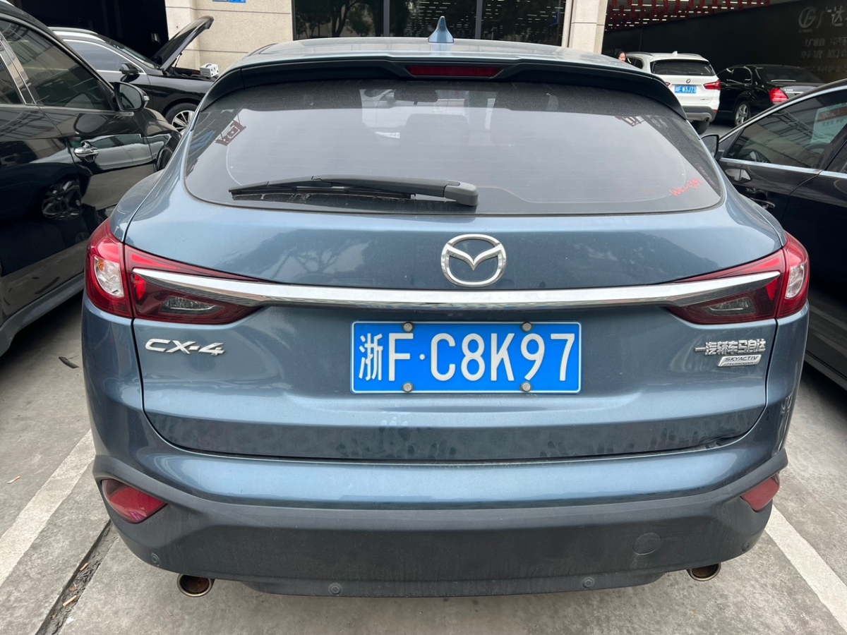 馬自達(dá) CX-4  2018款 2.0L 自動兩驅(qū)藍(lán)天品位科技限量版圖片