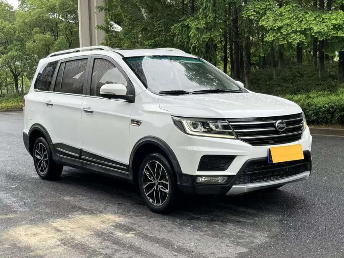 SWM斯威 X3  2018款 1.5L 手動(dòng)時(shí)尚型圖片