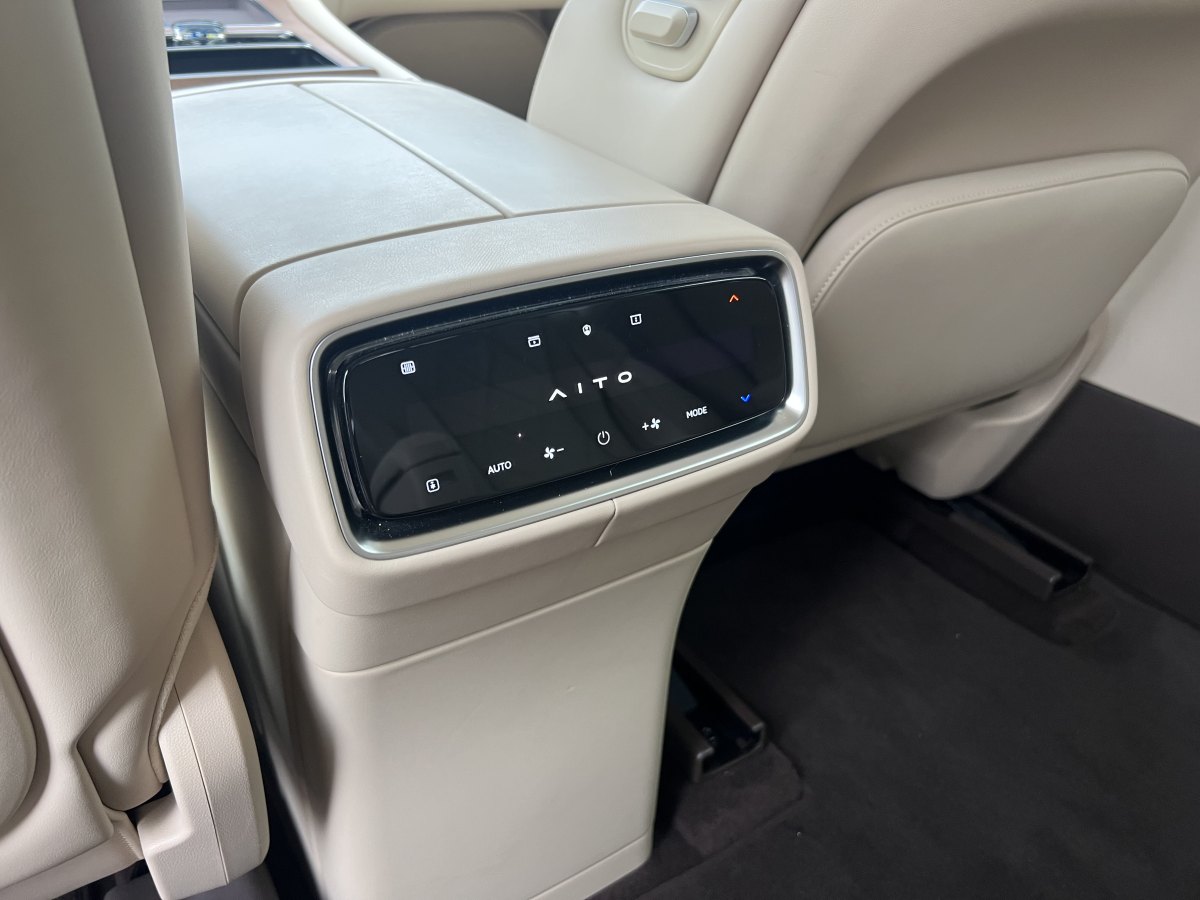 賽力斯 問界M9  2024款 純電 Ultra版 100kWh圖片