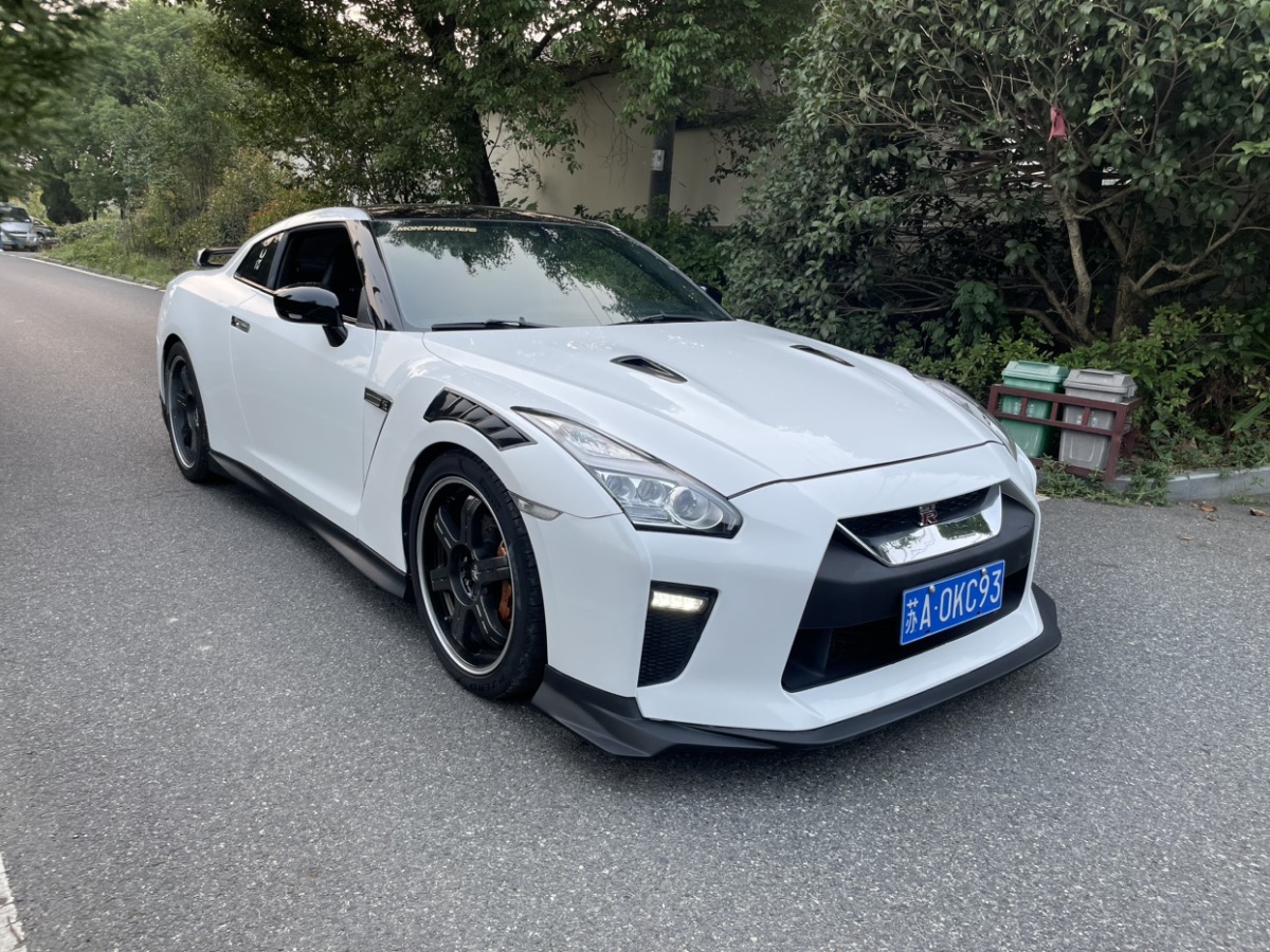 日產(chǎn) GT-R  2012款 3.8T Premium Edition圖片