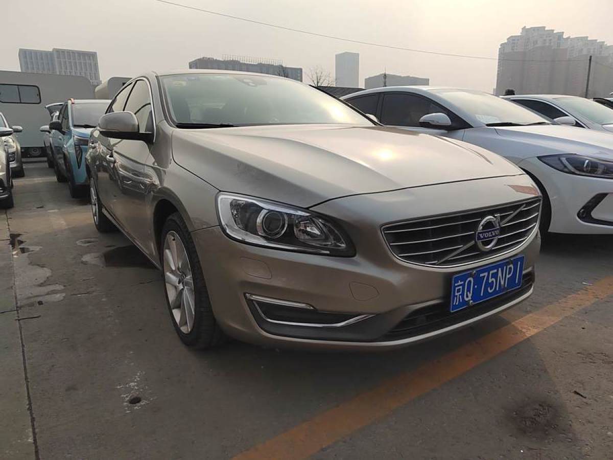 沃爾沃 S60  2015款 L 2.0T 智遠(yuǎn)版圖片