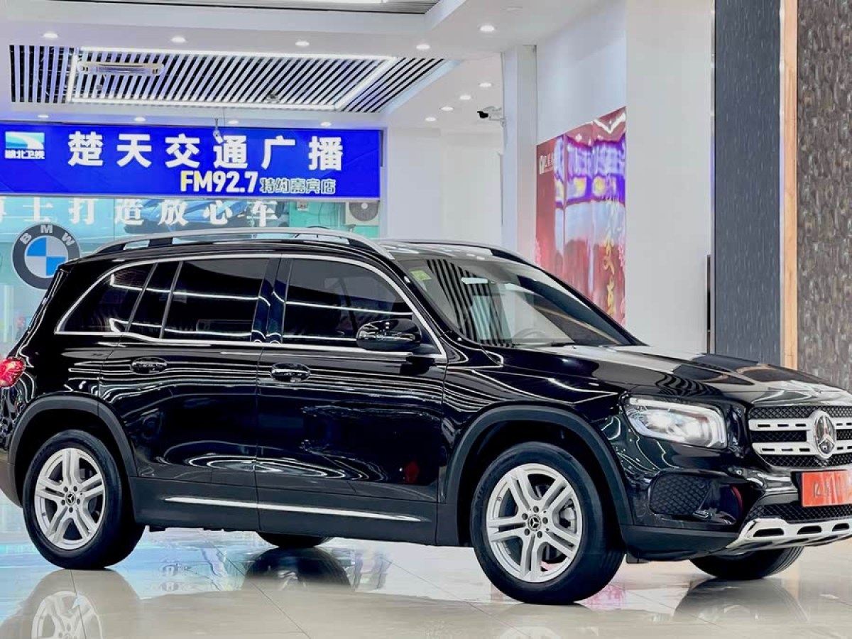奔馳 奔馳GLB  2022款 改款 GLB 200 動感型圖片