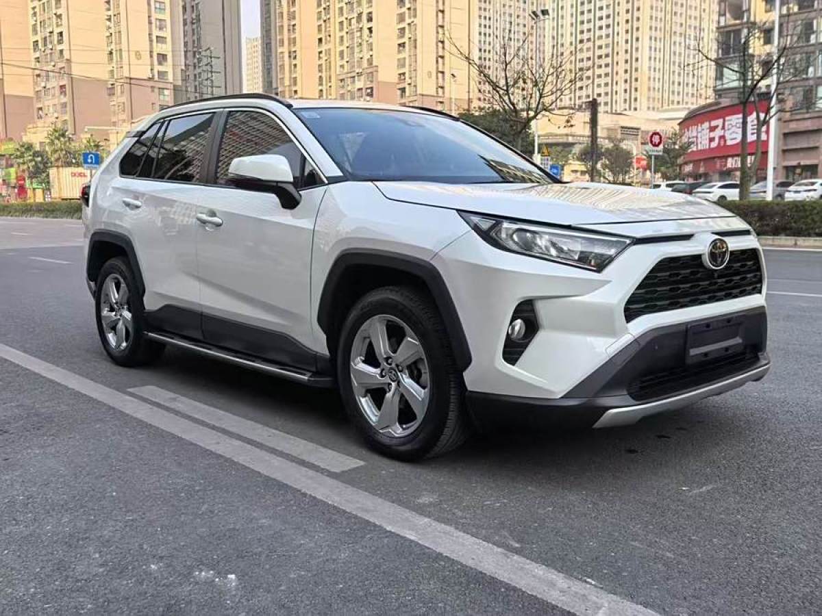 豐田 RAV4榮放  2021款 2.0L CVT兩驅(qū)風(fēng)尚版圖片