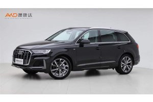 奧迪Q7 奧迪 55 TFSI quattro S line運(yùn)動(dòng)型