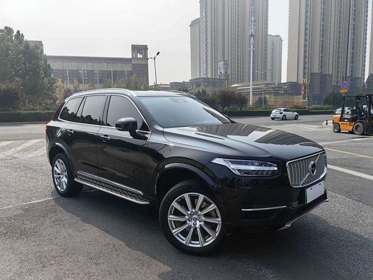 沃爾沃 XC90新能源  2018款 E驅(qū)混動(dòng) T8 智尊版 7座圖片