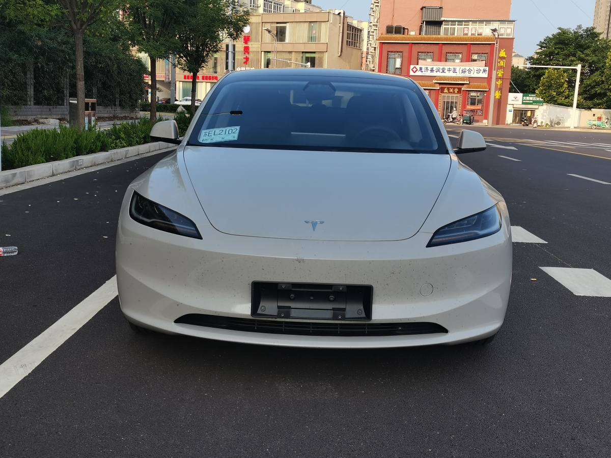 特斯拉 Model 3  2023款 煥新版 后輪驅(qū)動(dòng)圖片