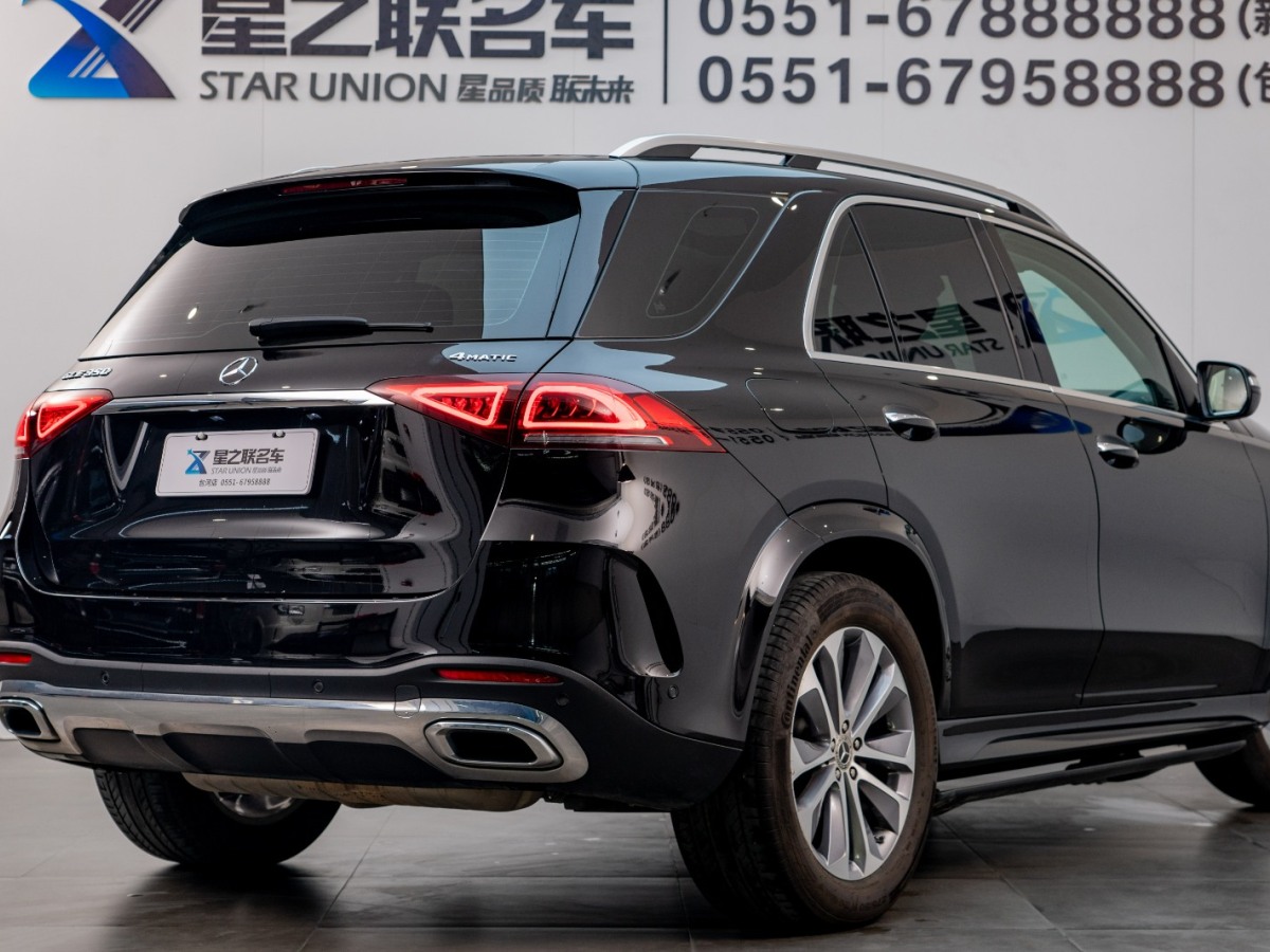 奔馳GLE 22款 改款 GLE 350 4MATIC 時(shí)尚型圖片